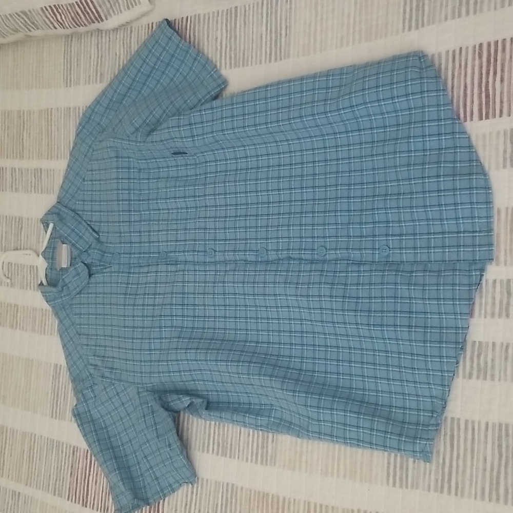 Men's Columbia short sleeve shirt
